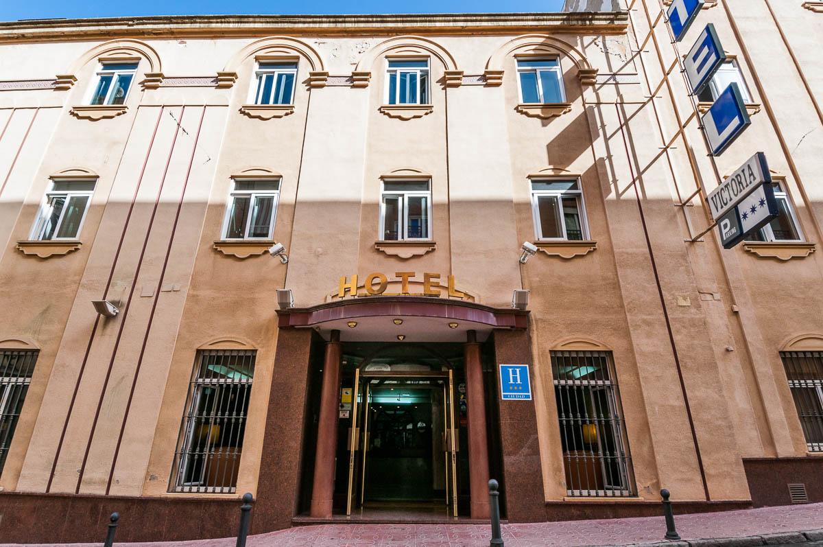 Hotel Victoria Linares  Exterior photo
