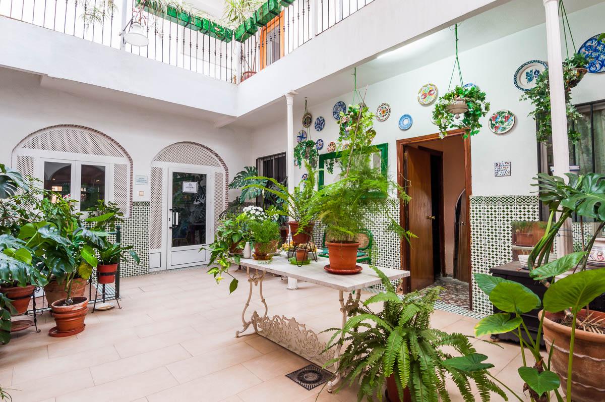 Hotel Victoria Linares  Exterior photo