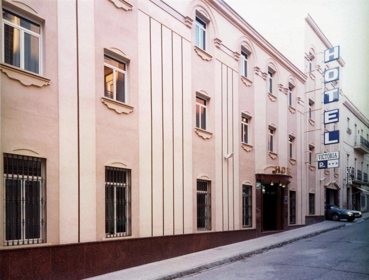 Hotel Victoria Linares  Exterior photo